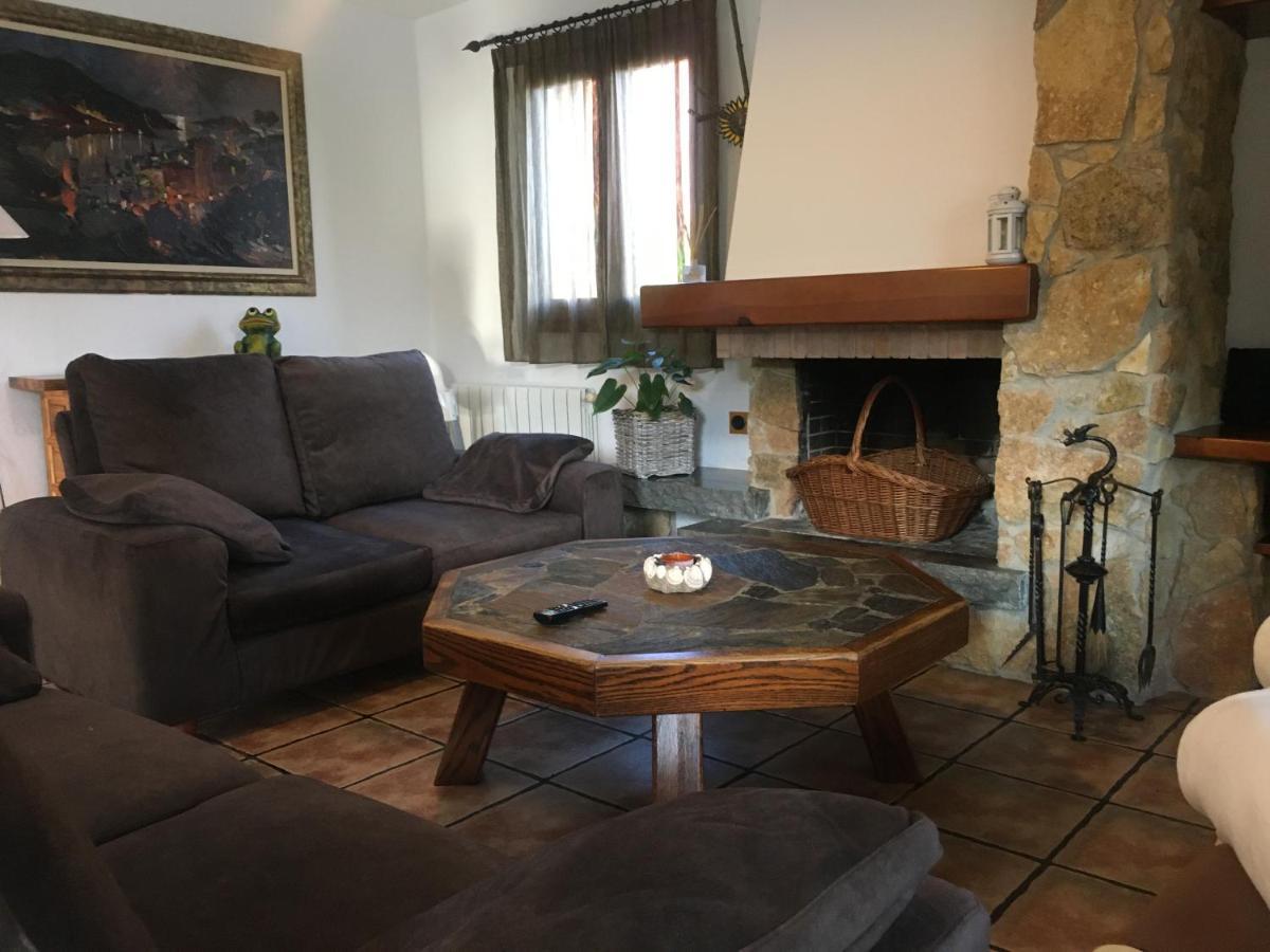 Can Cadiretes Llagostera Esterno foto